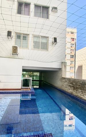 Apartamento à venda com 113m², 2 quartos e 2 vagas Apartamento à venda com 113m², 2 quartos e 2 vagasÁrea comum piscina