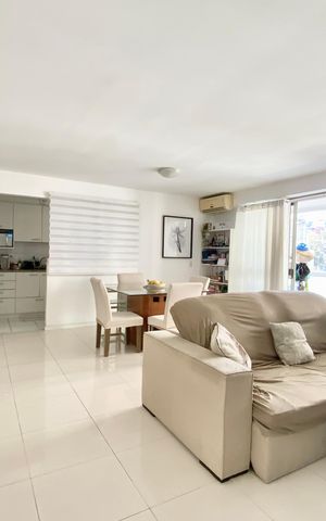 Apartamento à venda com 113m², 2 quartos e 2 vagas Apartamento à venda com 113m², 2 quartos e 2 vagasSala