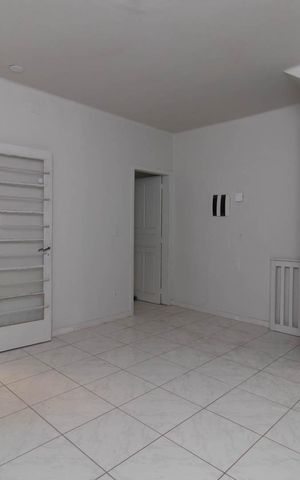 Casa à venda com 298m², 3 quartos e 2 vagasSala/Cozinha