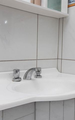 Casa à venda com 298m², 3 quartos e 2 vagasBanheiro 1