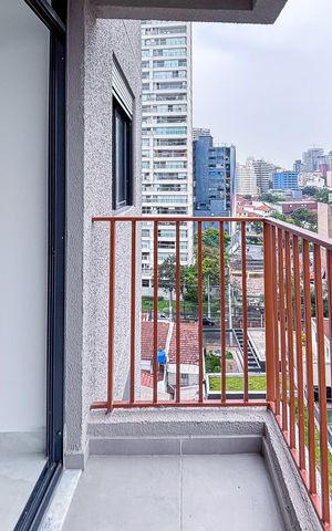 Studio à venda com 28m², 1 quarto e sem vaga Studio à venda com 28m², 1 quarto e sem vagaVaranda