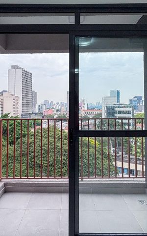 Studio à venda com 28m², 1 quarto e sem vaga Studio à venda com 28m², 1 quarto e sem vagaVaranda