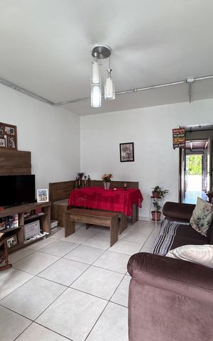 Casa à venda com 129m², 3 quartos e 2 vagas