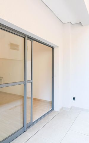 Apartamento à venda com 33m², 1 quarto e sem vaga Apartamento à venda com 33m², 1 quarto e sem vagaVaranda