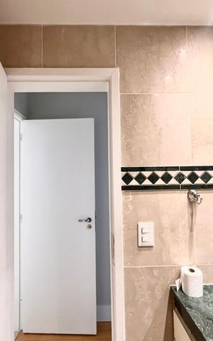 Apartamento à venda com 80m², 2 quartos e 2 vagasBanheiro da Suíte