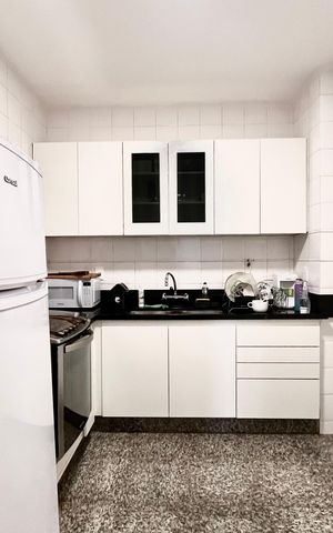 Apartamento à venda com 80m², 2 quartos e 2 vagasCozinha
