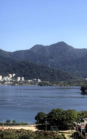 Apartamento à venda com 80m², 2 quartos e 2 vagasVista