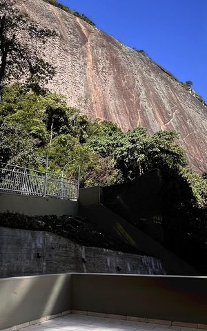 Apartamento à venda com 80m², 2 quartos e 2 vagasVista