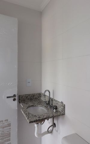 Apartamento à venda com 55m², 2 quartos e 2 vagasBanheiro Social