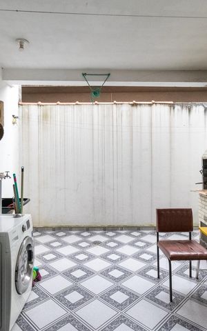 Casa à venda com 177m², 3 quartos e 2 vagas