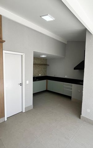Casa de condomínio para alugar com 150m², 3 quartos e 2 vagas Casa de condomínio para alugar com 150m², 3 quartos e 2 vagasVaranda gourmet