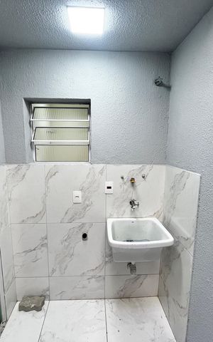 Casa de condomínio para alugar com 150m², 3 quartos e 2 vagas Casa de condomínio para alugar com 150m², 3 quartos e 2 vagasÁrea de Serviço