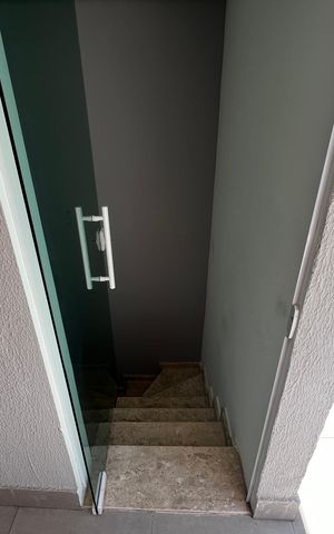 Casa de condomínio para alugar com 150m², 3 quartos e 2 vagas Casa de condomínio para alugar com 150m², 3 quartos e 2 vagasEntrada Varanda Gourmet