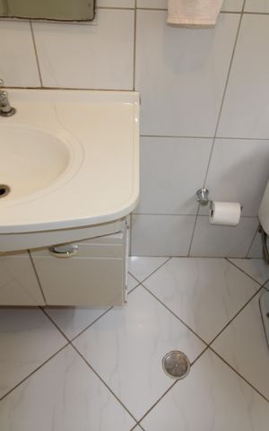 Casa à venda com 150m², 3 quartos e 2 vagasBanheiro 2