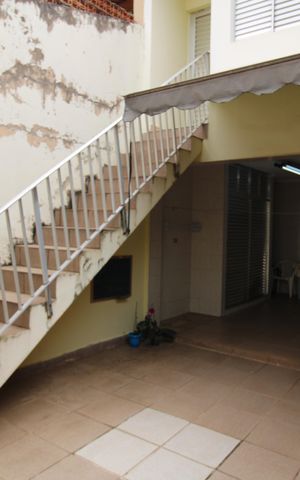 Casa à venda com 150m², 3 quartos e 2 vagasÁrea de Serviço