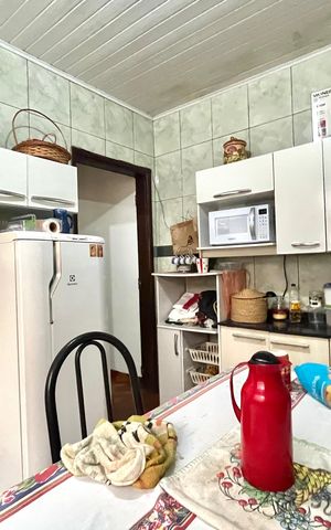 Casa à venda com 90m², 4 quartos e 1 vaga Casa à venda com 90m², 4 quartos e 1 vagaCozinha 1