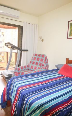 Apartamento à venda com 198m², 3 quartos e 4 vagasSuíte 2