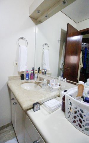 Apartamento à venda com 198m², 3 quartos e 4 vagasBanheiro da Suíte 1
