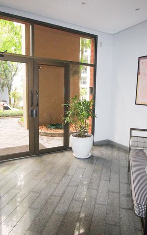 Apartamento à venda com 198m², 3 quartos e 4 vagasHall social
