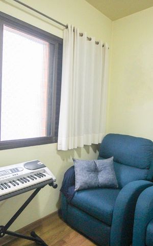 Apartamento à venda com 198m², 3 quartos e 4 vagas Apartamento à venda com 198m², 3 quartos e 4 vagasQuarto