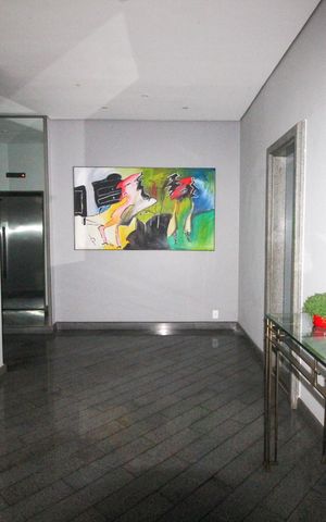 Apartamento à venda com 198m², 3 quartos e 4 vagasHall social