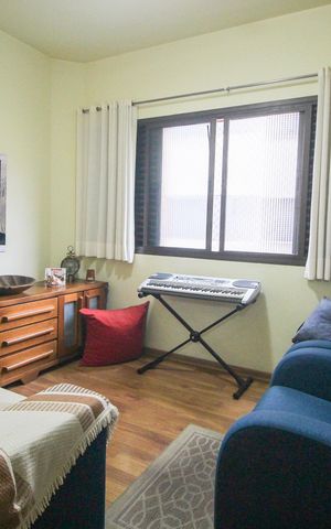 Apartamento à venda com 198m², 3 quartos e 4 vagasQuarto