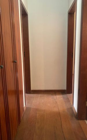 Casa à venda com 290m², 3 quartos e 4 vagas