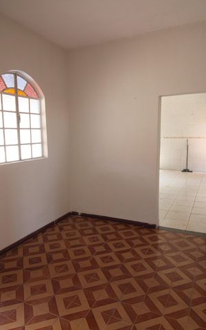 Casa à venda com 320m², 3 quartos e 3 vagasSala