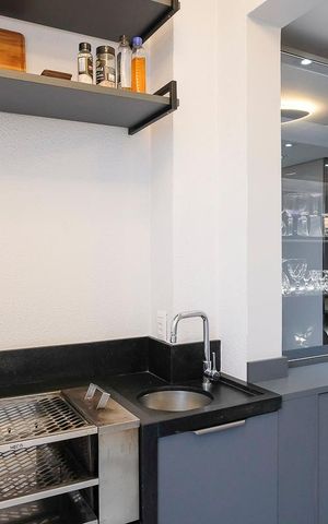 Apartamento à venda com 70m², 2 quartos e 2 vagasVaranda