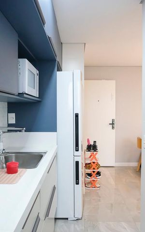 Apartamento à venda com 70m², 2 quartos e 2 vagasCozinha e área de serviço