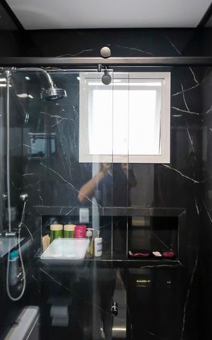 Apartamento à venda com 70m², 2 quartos e 2 vagasBanheiro da suíte