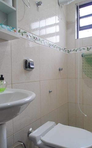 Casa à venda com 135m², 3 quartos e 2 vagasBanheiro de Serviço
