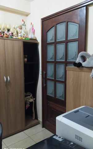 Casa à venda com 221m², 4 quartos e 1 vaga Casa à venda com 221m², 4 quartos e 1 vagaEscritório