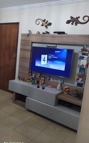 Casa à venda com 221m², 4 quartos e 1 vaga Casa à venda com 221m², 4 quartos e 1 vagaSala