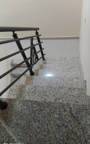 Casa à venda com 221m², 4 quartos e 1 vaga Casa à venda com 221m², 4 quartos e 1 vagaCorredor