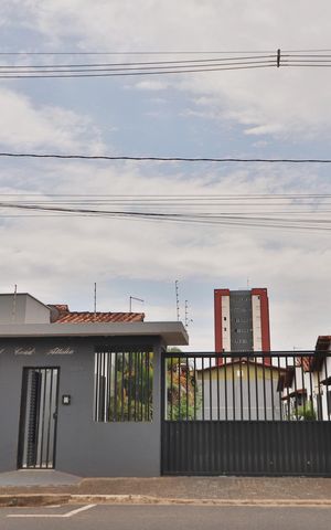 Casa de condomínio para alugar com 60m², 2 quartos e 1 vagaFachada