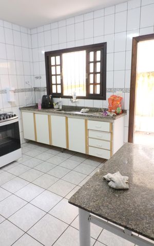 Casa à venda com 171m², 4 quartos e 3 vagasCozinha 2