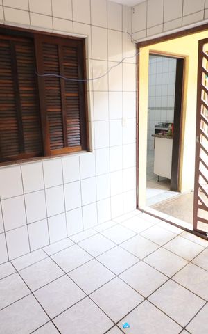 Casa à venda com 171m², 4 quartos e 3 vagasÁrea de Serviço 2