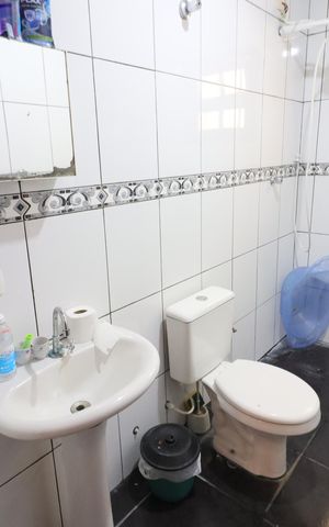 Casa à venda com 171m², 4 quartos e 3 vagasBanheiro 3