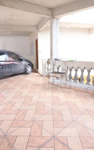 Casa à venda com 171m², 4 quartos e 3 vagasGaragem