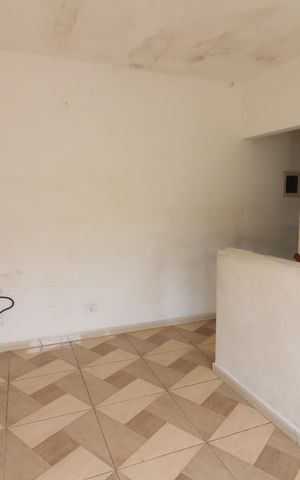 Casa à venda com 171m², 4 quartos e 3 vagasHall social