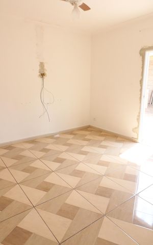 Casa à venda com 171m², 4 quartos e 3 vagasSala