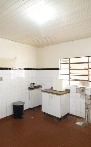 Casa para alugar com 167m², 2 quartos e 2 vagasCozinha