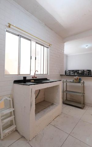 Casa à venda com 55m², 6 quartos e 2 vagasSala/Cozinha