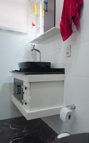 Apartamento à venda com 52m², 1 quarto e sem vagaBanheiro Corredor