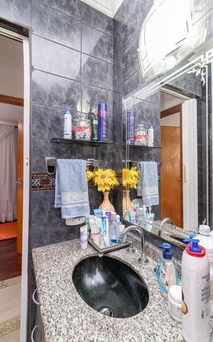 Apartamento à venda com 64m², 2 quartos e 1 vagaBanheiro