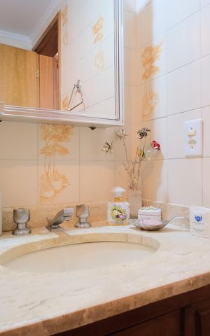 Apartamento para alugar com 150m², 4 quartos e 3 vagasBanheiro da Suíte 2