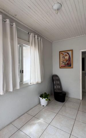 Casa à venda com 262m², 4 quartos e 3 vagas Casa à venda com 262m², 4 quartos e 3 vagasHall de entrada