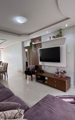 Casa à venda com 262m², 4 quartos e 3 vagas Casa à venda com 262m², 4 quartos e 3 vagassala