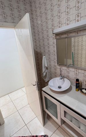 Casa à venda com 262m², 4 quartos e 3 vagas Casa à venda com 262m², 4 quartos e 3 vagasBanheiro 3